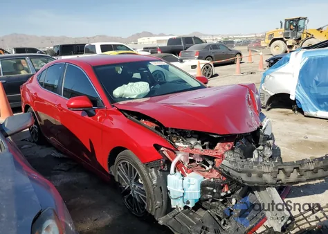 2025 Toyota Camry Xse z USA, uszkodzony, nr VIN 4T1DAACKXSU001553